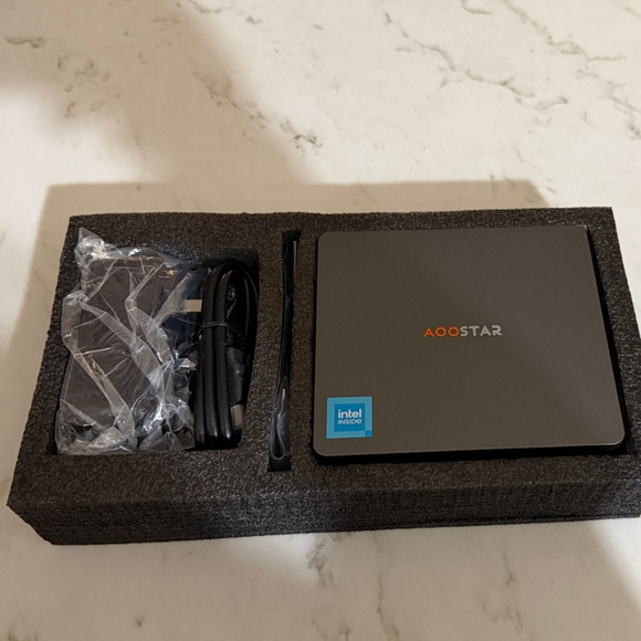 AOOSTAR Mini PC - Picture 2 of 9